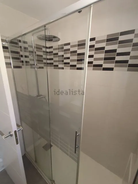 Habitació de lloguer, Madrid (3/9)