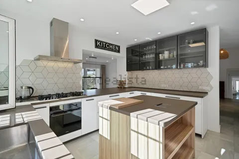 Haus 280 m² in Marbella