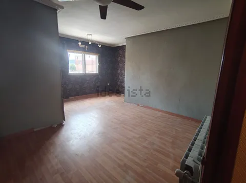 Pis de 100 m² a Renedo de Esgueva