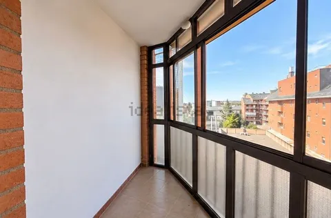 Pis de 76 m² a Lleó