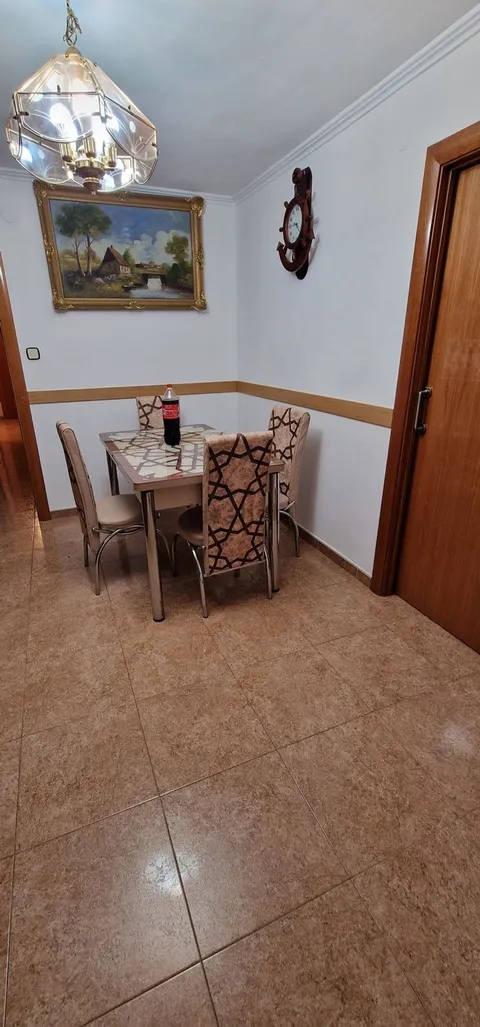 Habitació de lloguer, Santa Coloma de Gramenet (2/12)