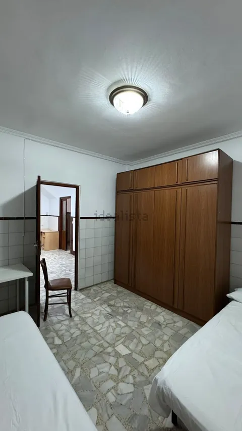Habitació de lloguer, Belmez