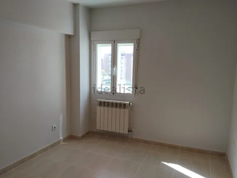Flat 52 m² in Madrid (3/12)