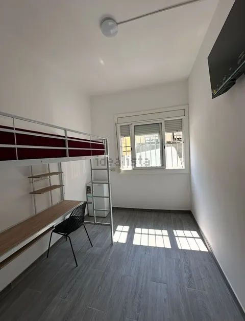 Habitació de lloguer, Badalona