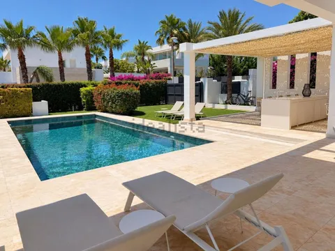 Casa de 350 m² en Marbella