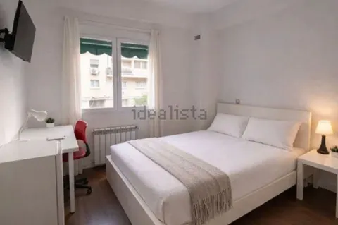 Habitació de lloguer, Terrassa (2/3)