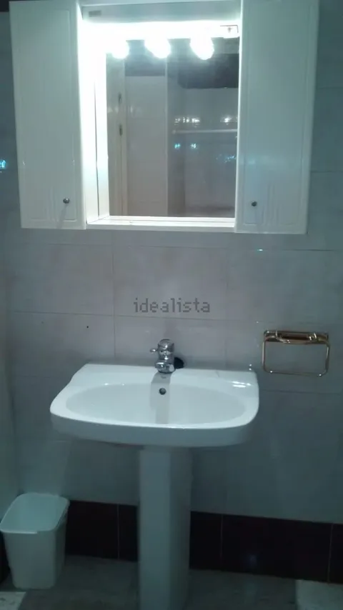Habitació de lloguer, Lleó