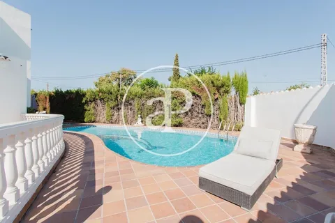 Haus 500 m² in l'Eliana (2/48)