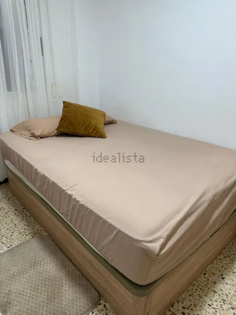 Habitació de lloguer, Cerdanyola del Vallès (2/23)