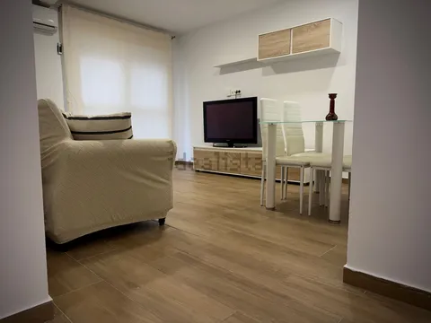 Pis de 80 m² a Algesires