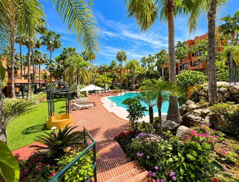 Flat 230 m² in Marbella