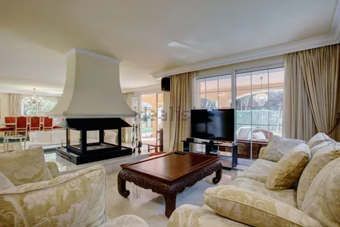 Casa de 450 m² a Estepona