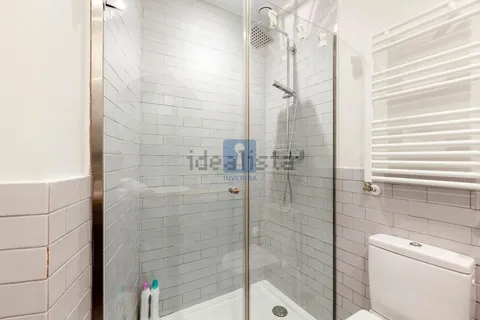 Wohnung 99 m² in Madrid