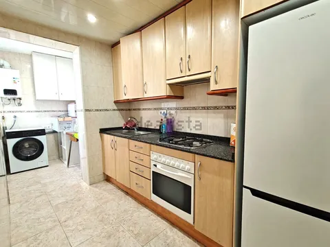 Habitació de lloguer, Cornellà de Llobregat
