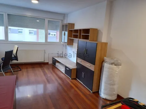 Habitació de lloguer, Barakaldo (2/3)