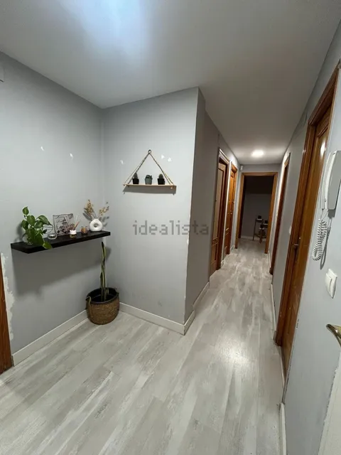 Habitació de lloguer, València (3/4)