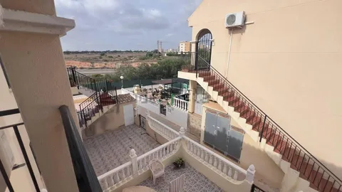 Casa de 50 m² a Oriola