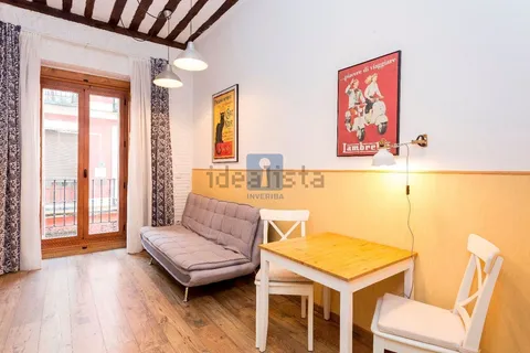 Flat 35 m² in Madrid