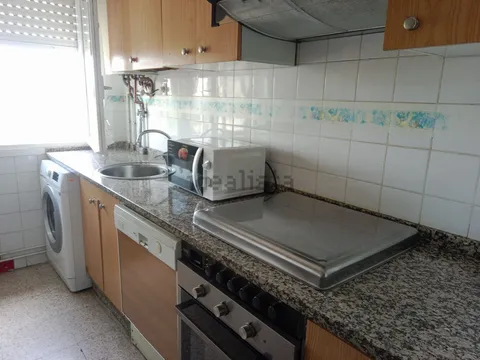 Flat 80 m² in Valencia de Don Juan (2/8)