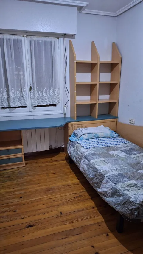 Room for rent, Arrasate / Mondragón