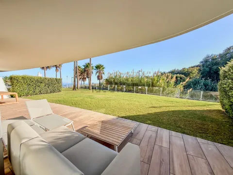 Appartamento 412 m² a Estepona