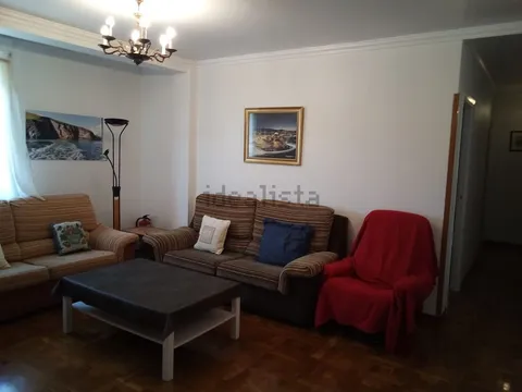 Room for rent, Pamplona (3/8)