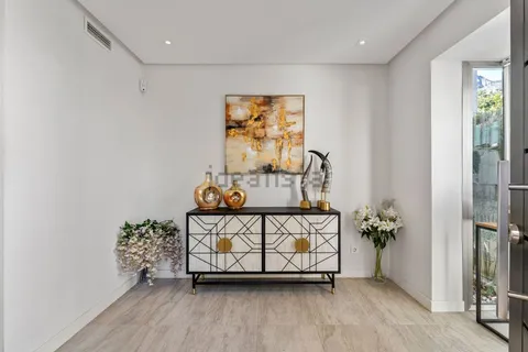Haus 350 m² in Marbella