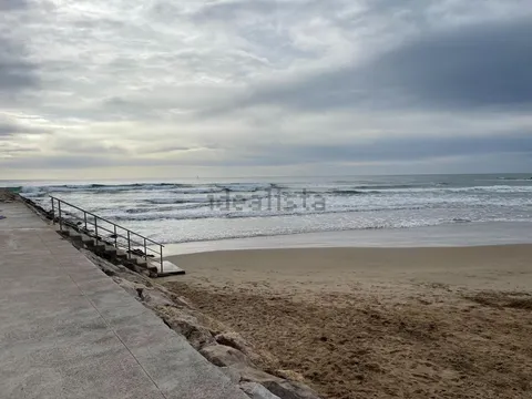 Flat 90 m² in Sitges