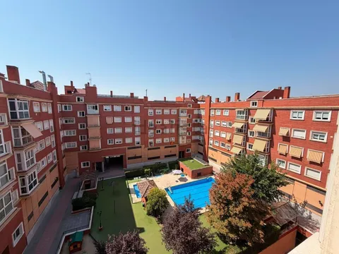 Appartamento 147 m² a Madrid