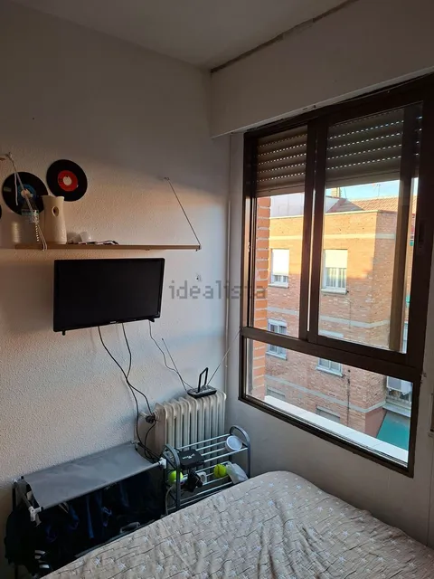 Кімната в оренду, Madrid