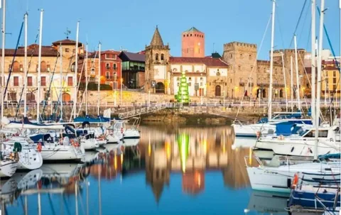Zimmer zur Miete, Gijón / Xixón