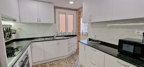 Habitació de lloguer, Eivissa
