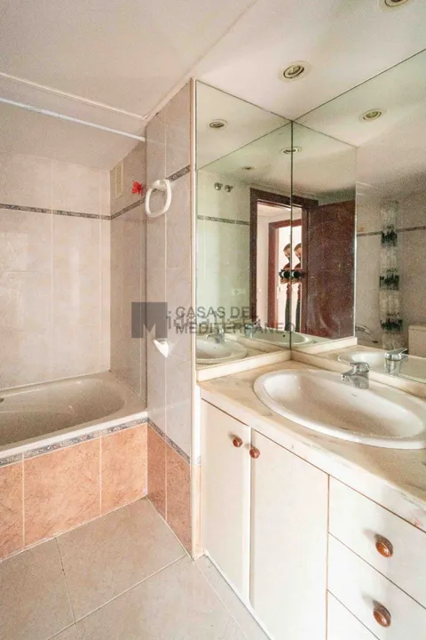 Pis de 85 m² a València
