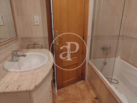 Pis de 85 m² a València