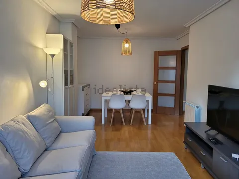 Pis de 77 m² a Gijón