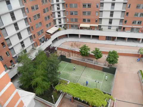 Apartamento 99 m² em Madrid