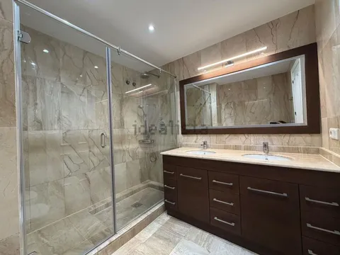 Pis de 192 m² a Estepona