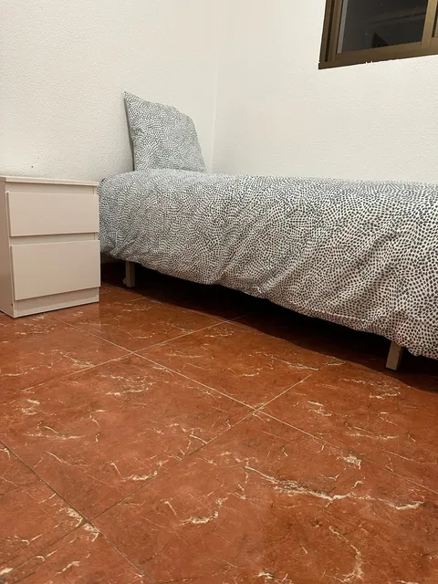 Room for rent, Almeria