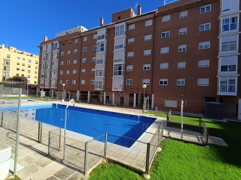 Flat 100 m² in Madrid