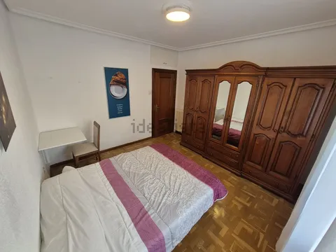 Habitación en alquiler, Burlada (2/3)
