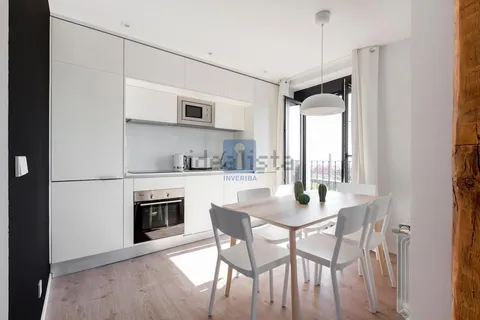 Wohnung 99 m² in Madrid
