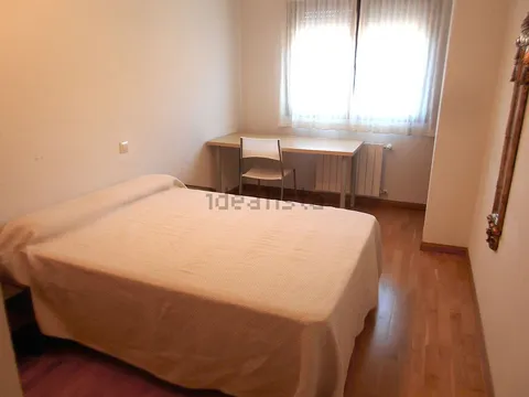 Pis de 95 m² a Àvila