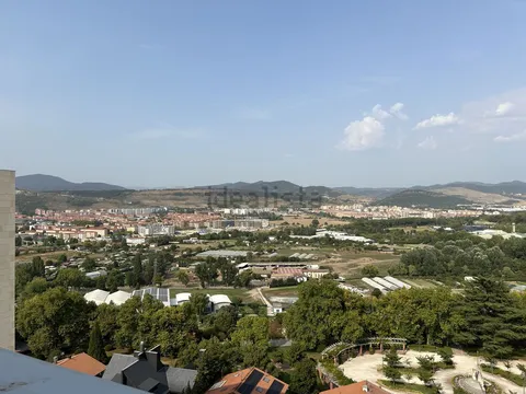 Pis de 103 m² a Pamplona