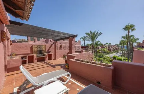 Pis de 278 m² a Estepona