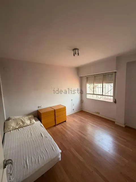 Wohnung 98 m² in Valencia