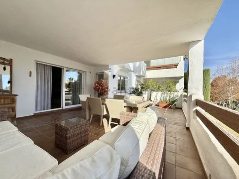Pis de 90 m² a Estepona