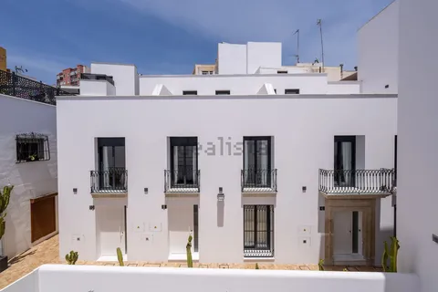 Wohnung 81 m² in Almería