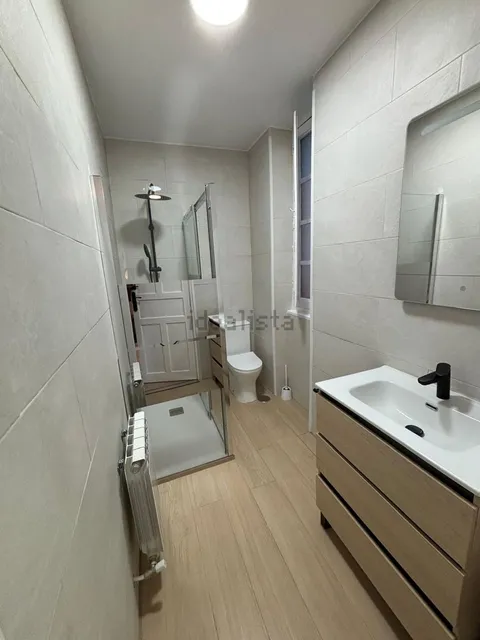 Habitació de lloguer, Lleó