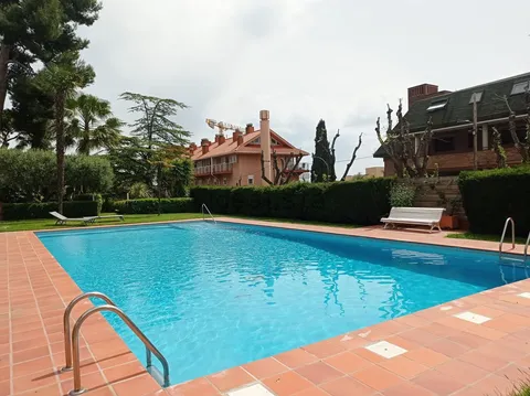 Pis de 159 m² a Esplugues de Llobregat
