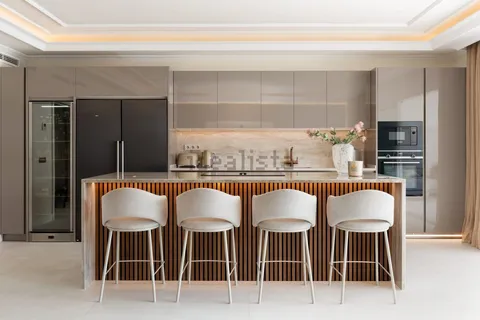 Wohnung 200 m² in Marbella